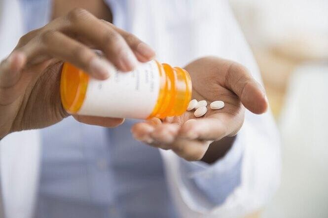 Preventive treatment of acute prostatitis with medication